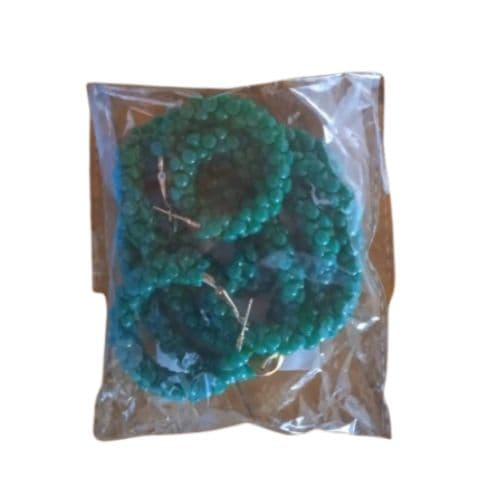 Ensemble collier et boucles en perles de couleur vert foncé